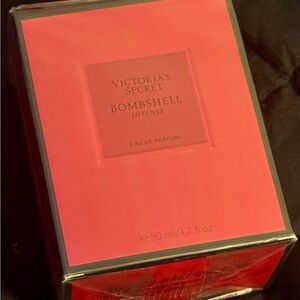 Victoria's Secret Bombshell Intense Coral Pink Box 1.7oz